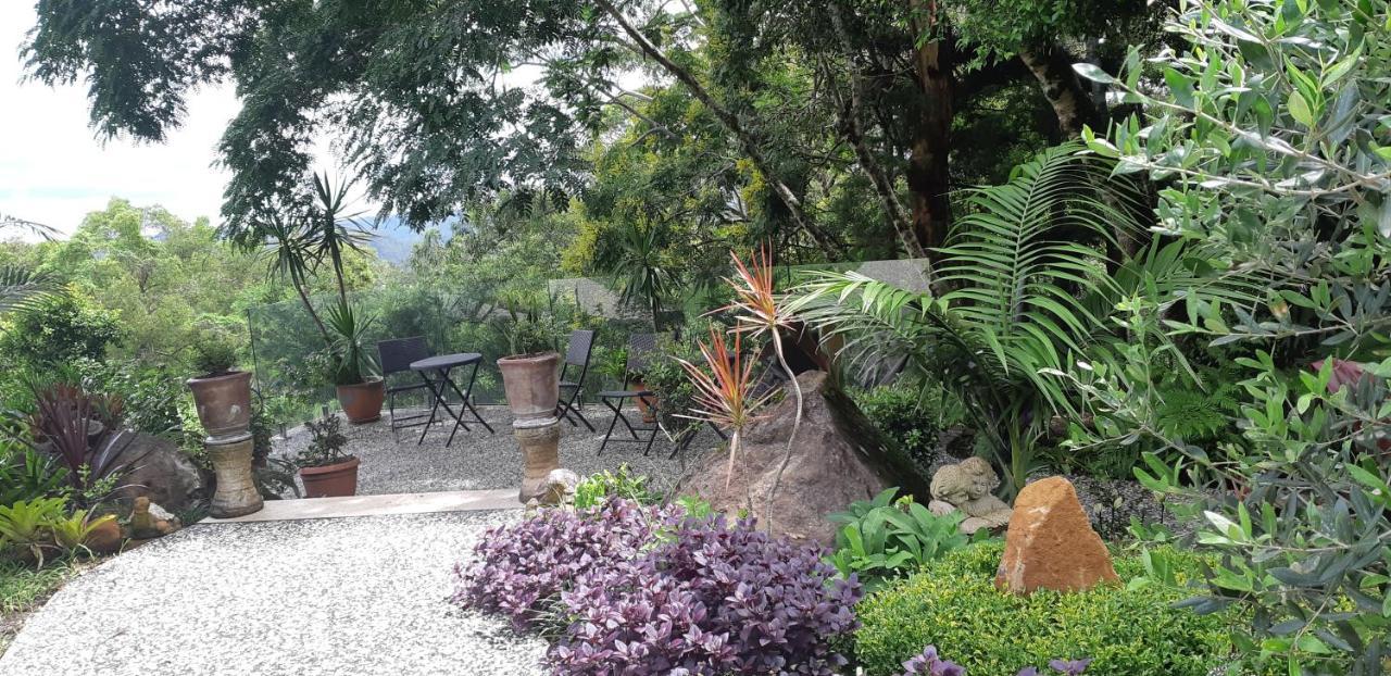 Mapleton Peaceful Provence Bnb Eksteriør bilde