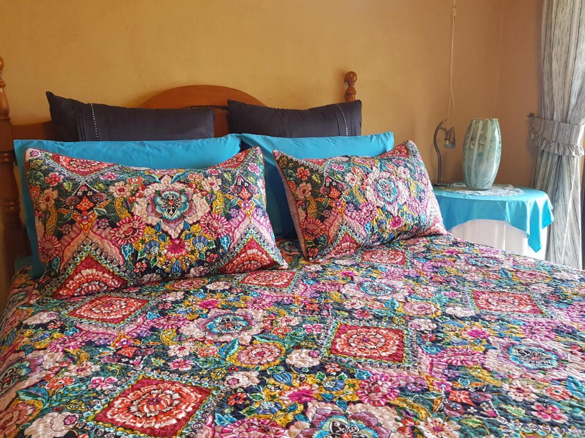 Mapleton Peaceful Provence Bnb Rom bilde